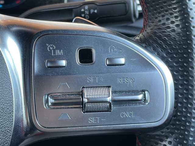 メルセデス・ベンツ ＣＬＡ２００ｄ Sブレーク AMGライン 鹿児島県 2019(令1)年 6.3万km デジタルホワイト ワンオーナー/純正ナビ/フルセグテレビ/バックカメラ/LEDヘッドライト/アイドリングストップ/追従式クルーズコントロール/サンルーフ/プッシュスタート/パワーバックドア/ETC