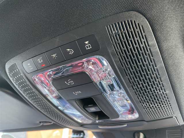 メルセデス・ベンツ ＣＬＡ２００ｄ Sブレーク AMGライン 鹿児島県 2019(令1)年 6.3万km デジタルホワイト ワンオーナー/純正ナビ/フルセグテレビ/バックカメラ/LEDヘッドライト/アイドリングストップ/追従式クルーズコントロール/サンルーフ/プッシュスタート/パワーバックドア/ETC