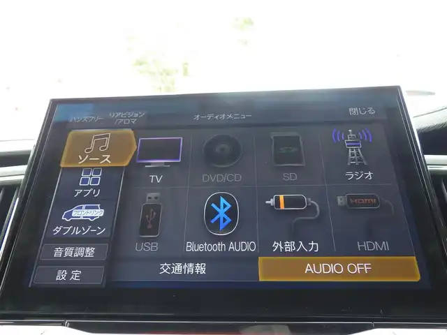 三菱 デリカＤ：５ シャモニー 千葉県 2025(令7)年 0.1千km 白Ⅱ CHAMONIX (8人)　4WD　e-Assist/オリジナルナビ取付パッケージ＋リアモニター取付パッケージ(25/300)　ステップレス　（8人）D:5専用11型ナビゲーション(322/300)　12.8型後席用モニター(143550円)/e-Assist/・衝突被害軽減ブレーキシステム（FCM）/・車線逸脱警報システム（LDW）/・誤発進抑制機能（前進＆後退時）（UMS）/・レーダークルーズコントロールシステム（ACC）/・オートマチックハイビーム[AHB]/エレクトリックテールゲート/両側パワースライドドア/純正メモリーナビ/地デジTV/【DVD/CD再生機能　Bluetooth接続】/マルチアラウンドモニター/革巻きステアリング/ステアリングスイッチ/パドルシフト/ハーフレザーシート/運転席パワーシート/前席シートヒーター/LEDヘッドライト/フォグライト/ウインカーミラー/純正18インチアルミホイル/サイド/カーテンエアバッグ/キーレスオペレーションシステム