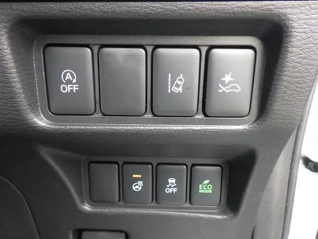 三菱 デリカＤ：５ シャモニー 千葉県 2025(令7)年 0.1千km 白Ⅱ CHAMONIX (8人)　4WD　e-Assist/オリジナルナビ取付パッケージ＋リアモニター取付パッケージ(25/300)　ステップレス　（8人）D:5専用11型ナビゲーション(322/300)　12.8型後席用モニター(143550円)/e-Assist/・衝突被害軽減ブレーキシステム（FCM）/・車線逸脱警報システム（LDW）/・誤発進抑制機能（前進＆後退時）（UMS）/・レーダークルーズコントロールシステム（ACC）/・オートマチックハイビーム[AHB]/エレクトリックテールゲート/両側パワースライドドア/純正メモリーナビ/地デジTV/【DVD/CD再生機能　Bluetooth接続】/マルチアラウンドモニター/革巻きステアリング/ステアリングスイッチ/パドルシフト/ハーフレザーシート/運転席パワーシート/前席シートヒーター/LEDヘッドライト/フォグライト/ウインカーミラー/純正18インチアルミホイル/サイド/カーテンエアバッグ/キーレスオペレーションシステム