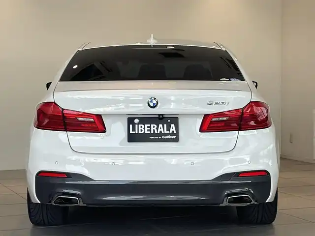 ＢＭＷ ５２３ｉ Mスポーツ 愛知県 2019(平31)年 5.2万km アルピンホワイトⅢ アダプティブＬＥＤ　/ＨＵＤ　/ＢＭＷコネクティッドナビ　/Ｂｌｕｅｔｏｏｔｈ　/フルセグＴＶ　/３６０度カメラ　/ミラーリング　/インテリジェントセーフティ　/ＡＣＣ　/ＬＫＡ　/ＢＳＭ　/ＰＤＣ　/ドライブレコーダー/ミラー型ETC/プッシュスタート/アイドリングストップ