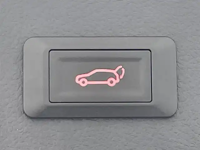 トヨタ ヴェルファイア Z Aエディション 大阪府 2018(平30)年 3.8万km ホワイトパールクリスタルシャイン トヨタセーフティセンス/　・プリクラッシュセーフティ/　・レーンディパーチャーアラート/　・オートマチックハイビーム/　・レーダークルーズコントロール/　・誤発進抑制機能/純正ディーラーナビ/　フルセグ/Bluetooth/CD/DVD/AM/FM/両側電動パワースライドドア/デジタルインナーミラー/社外フロントエアロ/パワーバックドア/バックカメラ/LEDヘッドライト/オートライト/オートマチッックハイビーム/電子パーキングブレーキ/オートホールド/純正18インチアルミホイール/スマートキー/ビルトインETC2.0/フロアマット/ドアバイザー