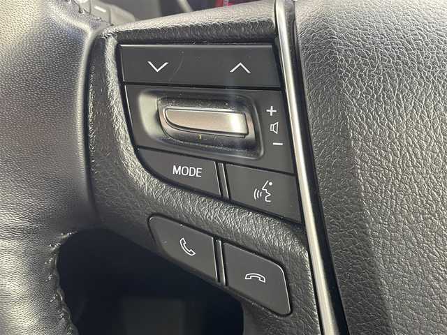 トヨタ ヴェルファイア Z Aエディション 大阪府 2018(平30)年 3.8万km ホワイトパールクリスタルシャイン トヨタセーフティセンス/　・プリクラッシュセーフティ/　・レーンディパーチャーアラート/　・オートマチックハイビーム/　・レーダークルーズコントロール/　・誤発進抑制機能/純正ディーラーナビ/　フルセグ/Bluetooth/CD/DVD/AM/FM/両側電動パワースライドドア/デジタルインナーミラー/社外フロントエアロ/パワーバックドア/バックカメラ/LEDヘッドライト/オートライト/オートマチッックハイビーム/電子パーキングブレーキ/オートホールド/純正18インチアルミホイール/スマートキー/ビルトインETC2.0/フロアマット/ドアバイザー