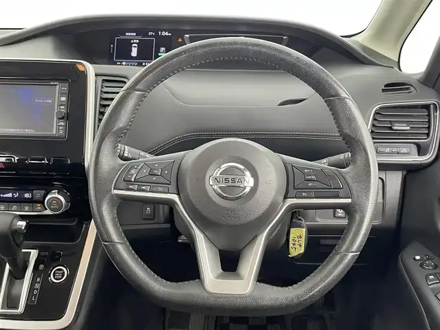日産 セレナ ハイウェイスター Vセレクション 大分県 2017(平29)年 3.8万km アズライトブルー 純正ナビ/（フルセグ/Bluetooth/CD/DVD)/バックカメラ/クルーズコントロール/ETC/両側パワースライドドア/ステアリングスイッチ/シートバックテーブル/プッシュスタート/スマートキー/オートライト/電動格納ミラー/LEDヘッドライト/純正フロアマット/純正16インチアルミホイール