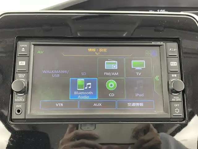日産 セレナ ハイウェイスター Vセレクション 大分県 2017(平29)年 3.8万km アズライトブルー 純正ナビ/（フルセグ/Bluetooth/CD/DVD)/バックカメラ/クルーズコントロール/ETC/両側パワースライドドア/ステアリングスイッチ/シートバックテーブル/プッシュスタート/スマートキー/オートライト/電動格納ミラー/LEDヘッドライト/純正フロアマット/純正16インチアルミホイール