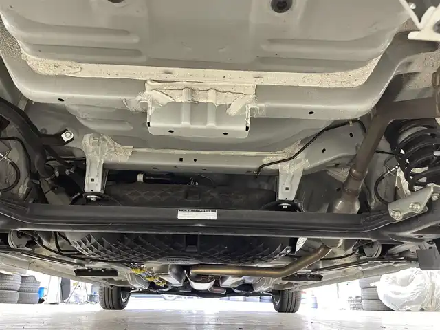 トヨタ ルーミー カスタムG－T 滋賀県 2020(令2)年 2.5万km パールホワイトⅢ 純正9インチナビ/【Bluetooth/CD/DVD/フルセグTV】/両側パワースライドドア/全方位カメラ/クルーズコントロール/クリアランスソナー/レーンディパーチャーアラート/衝突軽減ブレーキ/LEDヘッドライト/オートライト/オートマチックハイビーム/D/Nシートヒーター/ビルトインETC2.0/前後ドライブレコーダー/プッシュスタート/スマートキー/ステアリングリモコン