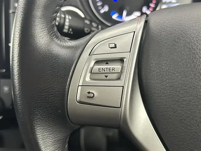 日産 エクストレイル ハイブリッド 20X エクストリーマーXエマージェンシーブレーキ 道央・札幌 2016(平28)年 6.8万km チタニウムカーキ ・４WD/・プロパイロット/・純正9インチナビ/　CD/DVD/SD/BT/フルセグ/・バックカメラ/・インテリジェントルームミラー/・ビルトインETC/・前方ドライブレコーダー/・エマージェンシーブレーキ/・レーダークルーズコントロール/・レーンキープアシスト/・クリアランスソナー/・カプロンシート/・前席シートヒーター/・ルーフレール/・LEDヘッドライト/・フォグライト/・オートライト/・純正フロアマット/・ドアバイザー
