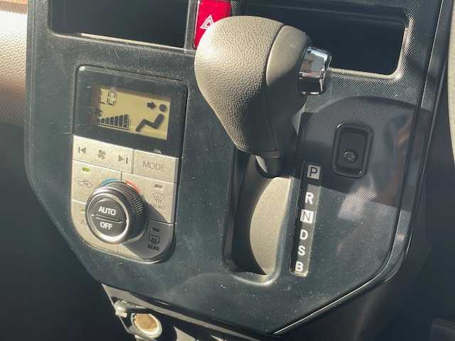 トヨタ タンク G S 静岡県 2018(平30)年 2.5万km プラムブラウンパールクリスタルシャイン ●純正SDナビ/(ワンセグ/CD/Bluetooth/AUX)/(デンソー/NSCD-W66)/●バックカメラ/●クルーズコントロール/●プリクラッシュセーフティ/●レーンキープアシスト/●オートライト/●ステアリングスイッチ/●ETC/●両側パワースライドドア/●レベライザー/●ドアバイザー/●純正ホイールキャップ/●社外フロアマット/●スマートキー/●プッシュスタート/●ダブルSRS＋ABS