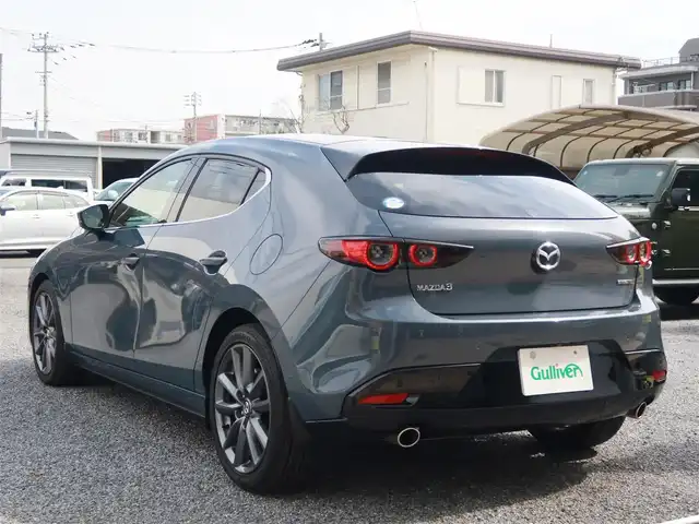 マツダ マツダ３ファストバック 20S Lパッケージ 千葉県 2019(令1)年 2.9万km ポリメタルグレーM ワンオーナー/令和1/2/3/4/5/6/7年ディーラー点検記録簿あり/純正ナビ/バックカメラ/AM/FM/CD/DVD/Bluetooth/フルセグTV/HDMI/黒革シート/前席シートヒーター /ビルトインETC/純正フロアマット/純正18インチAW/前方ドライブレコーダー/マツダレーダークルーズコントロール/レーンキープアシストシステム/ブラインドスポットモニタリング/アイドリングストップ/ステアリングヒーター/パドルシフト/LEDヘッドライト/電動パーキングブレーキ/オートホールド/ISOFIX対応シート/取扱説明書/保証書/スマートキー×2本