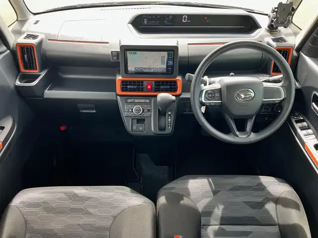 ダイハツ タント ファンクロス 静岡県 2022(令4)年 3.9万km ベージュ 純正ナビ(CD/DVD/BT/フルセグ)/バックカメラ/D席N席シートヒーター/両側パワースライドドア/ETC/エンジンスタートボタン/パワーステアリング/パワーウィンドウ/取扱説明書/アイドリングストップ/スマートキー/スペアキー１本/オートエアコン/USB入力端子/ベンチシート/純正フロアマット/布シート/ルーフレール/純正アルミホイール/ABS/横滑り防止装置/コーナーセンサー前後/レーンキープアシスト/盗難防止装置/オートライト/LEDヘッドライト/W+サイドエアバック/カーテンエアバック/衝突軽減システム