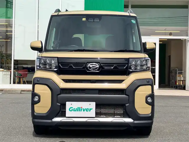 ダイハツ タント ファンクロス 静岡県 2022(令4)年 3.9万km ベージュ 純正ナビ(CD/DVD/BT/フルセグ)/バックカメラ/D席N席シートヒーター/両側パワースライドドア/ETC/エンジンスタートボタン/パワーステアリング/パワーウィンドウ/取扱説明書/アイドリングストップ/スマートキー/スペアキー１本/オートエアコン/USB入力端子/ベンチシート/純正フロアマット/布シート/ルーフレール/純正アルミホイール/ABS/横滑り防止装置/コーナーセンサー前後/レーンキープアシスト/盗難防止装置/オートライト/LEDヘッドライト/W+サイドエアバック/カーテンエアバック/衝突軽減システム