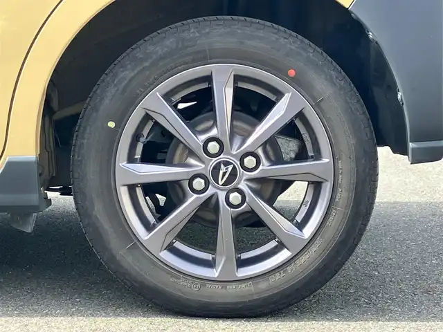 ダイハツ タント ファンクロス 静岡県 2022(令4)年 3.9万km ベージュ 純正ナビ(CD/DVD/BT/フルセグ)/バックカメラ/D席N席シートヒーター/両側パワースライドドア/ETC/エンジンスタートボタン/パワーステアリング/パワーウィンドウ/取扱説明書/アイドリングストップ/スマートキー/スペアキー１本/オートエアコン/USB入力端子/ベンチシート/純正フロアマット/布シート/ルーフレール/純正アルミホイール/ABS/横滑り防止装置/コーナーセンサー前後/レーンキープアシスト/盗難防止装置/オートライト/LEDヘッドライト/W+サイドエアバック/カーテンエアバック/衝突軽減システム