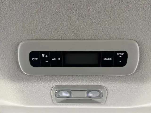 日産 セレナ e－パワー ハイウェイスター V 滋賀県 2025(令7)年 0.1千km プリズムホワイト 届出済み未使用車/純正12.3インチナビ/【Bluetooth/USB/HDMI/フルセグTV】/ハーフレザーシート/両側パワースライドドア/全方位カメラ/プロパイロット/ブラインドスポットワーニング/クリアランスソナー/LEDヘッドライト/オートマチックハイビーム/衝突軽減ブレーキ/デジタルインナーミラー/電動パーキングブレーキ/オートブレーキホールド/ビルトインETC2.0/ワイヤレス充電/プッシュスタート/スマートキー/ステアリングリモコン