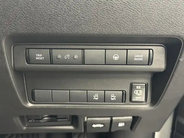 日産 セレナ e－パワー ハイウェイスター V 滋賀県 2025(令7)年 0.1千km プリズムホワイト 届出済み未使用車/純正12.3インチナビ/【Bluetooth/USB/HDMI/フルセグTV】/ハーフレザーシート/両側パワースライドドア/全方位カメラ/プロパイロット/ブラインドスポットワーニング/クリアランスソナー/LEDヘッドライト/オートマチックハイビーム/衝突軽減ブレーキ/デジタルインナーミラー/電動パーキングブレーキ/オートブレーキホールド/ビルトインETC2.0/ワイヤレス充電/プッシュスタート/スマートキー/ステアリングリモコン