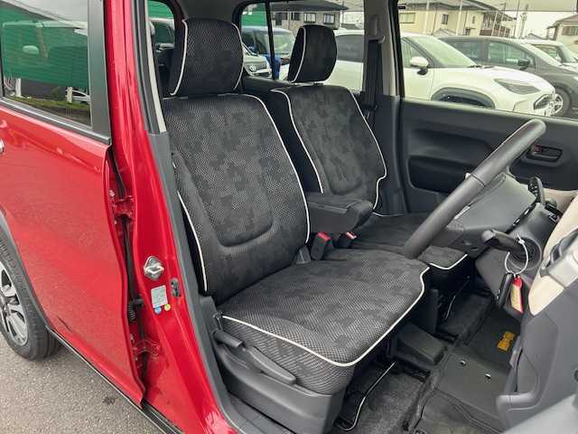 スズキ ハスラー J 茨城県 2019(令1)年 0.7万km フェニックスレッドパール/ホワイト2トーンルーフ 社外7型ナビ/アラウンドビューモニター/ビルトインETC/ドライブレコーダー前後/シートヒーター/衝突軽減システム/横滑り防止装置/レーン逸脱警報/オートライト/USB入力端子/アイドリングストップ/スマートキー