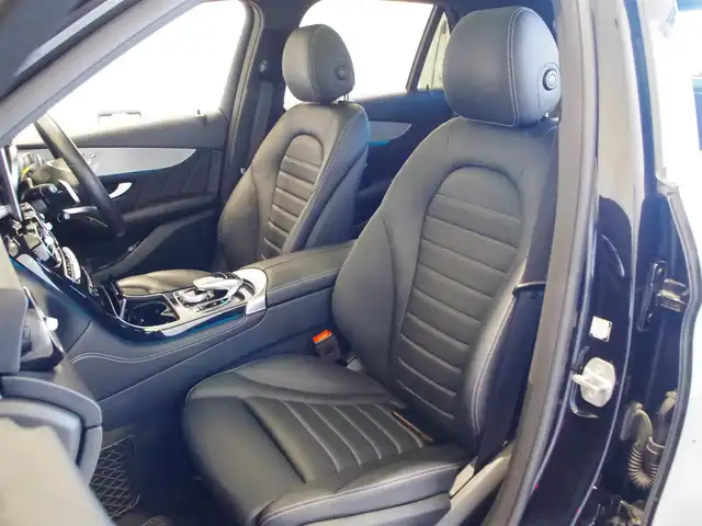 メルセデス・ベンツ ＧＬＣ２２０ d 4マチックスポーツ 本革 岐阜県 2019(平31)年 2.8万km オブシディアンブラック パノラミックスライディングルーフ/黒レザーシート/Burmesterサウンドシステム/純正HDDナビゲーション/フルセグテレビ/Bluetooth/レーダーセーフティパッケージ/アクティブブレーキアシスト (歩行者検知機能付)/PRESAFEプラス 被害軽減ブレーキ付後方衝突警告システム/PRESAFE アクティブレーンキーピングアシスト/アクティブブラインドスポットアシスト/アクティブディスタンスアシスト ディストロニック/アクティブステアリングアシスト/360°カメラシステム/ヘッドアップディスプレイ/アダプティブブレーキ　ホールド機能　ヒルスタートアシスト/アダプティブブレーキライト/クロスウインドアシスト/LEDインテリジェントライトシステム/アダプティブハイビームアシスト・プラス/アテンションアシスト/アクティブパーキングアシスト (縦列・並列駐車)/パーキングアシストリアビューカメラ