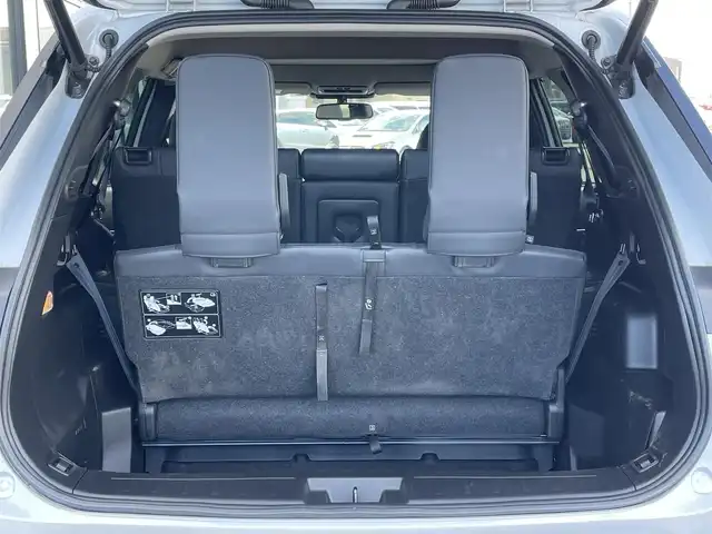 三菱 アウトランダー ＰＨＥＶ P 道央・札幌 2022(令4)年 4.2万km ホワイトダイヤモンド ４WD/ワンオーナー/プラグインハイブリッド/寒冷地仕様/サンルーフ/BOSEサウンドシステム/純正メーカーナビ/AM/FM/BT/フルセグ/スポーティパッケージ/衝突被害軽減ブレーキ/横滑り防止装置/アダプティブクルーズコントロール/ヒルディセントコントロール/レーンキープアシスト/クリアランスソナー/アラウンドビューモニター/ビルトインETC/自動防眩ミラー/DRIVEMODE切替/EVMODE/ワイパーデアイサー/パワーバックドア/前席パワーシート/前席メモリーシート/前席/２列目シートヒーター/レザーシート/革巻きステアリング/ステアリングリモコン/パドルシフト/ハンドルヒーター/AC100V/電動パーキング/オートブレーキホールド/プッシュスタート/スマートキー/LEDヘッドライト/オートライト/フォグランプ/電動格納ミラー/ウィンカーミラー/純正フロアマット/社外グリル（純正グリル積み込み）