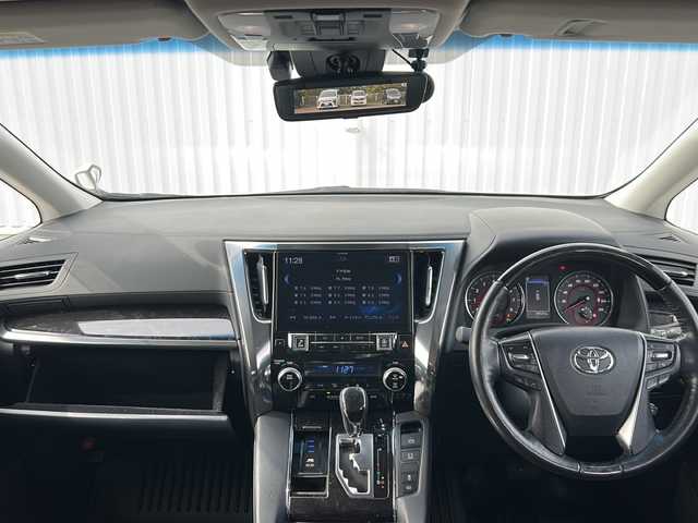 トヨタ アルファード S Cパッケージ 愛媛県 2018(平30)年 3.4万km ホワイトパールクリスタルシャイン モデリスタエアロ/車検R9年9月/登録時34025km/ALPINE10インチナビ/（Bluetooth/フルセグTV/AUX/USB入力端子）/バックカメラ/両側電動スライドドア/パワーバックドア/トヨタセーフティセンス/・レーンキープアシスト/・プリクラッシュセーフティ/・ハイビームアシスト/・レーダークルーズコントロール/ビルトインETC/LEDヘッドライト/オートマチックハイビーム/コーナーセンサー/パワーシート/ドライブレコーダー/ローダウンサス/オットマン/黒本革シート/シートヒーター/エアシート/純正18インチAW/ローダウン