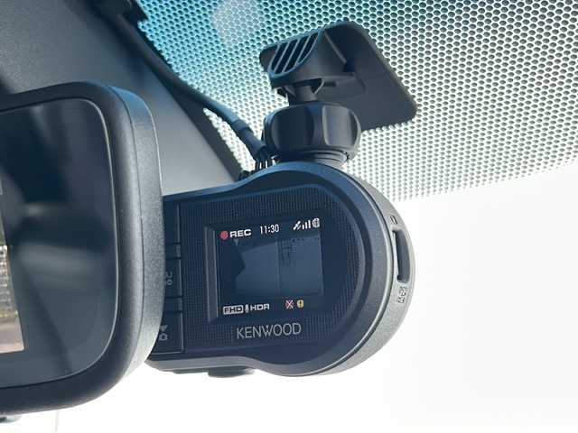 トヨタ アルファード S Cパッケージ 愛媛県 2018(平30)年 3.4万km ホワイトパールクリスタルシャイン モデリスタエアロ/車検R9年9月/登録時34025km/ALPINE10インチナビ/（Bluetooth/フルセグTV/AUX/USB入力端子）/バックカメラ/両側電動スライドドア/パワーバックドア/トヨタセーフティセンス/・レーンキープアシスト/・プリクラッシュセーフティ/・ハイビームアシスト/・レーダークルーズコントロール/ビルトインETC/LEDヘッドライト/オートマチックハイビーム/コーナーセンサー/パワーシート/ドライブレコーダー/ローダウンサス/オットマン/黒本革シート/シートヒーター/エアシート/純正18インチAW/ローダウン