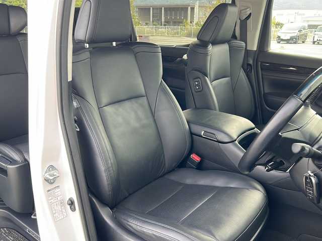 トヨタ アルファード S Cパッケージ 愛媛県 2018(平30)年 3.4万km ホワイトパールクリスタルシャイン モデリスタエアロ/車検R9年9月/登録時34025km/ALPINE10インチナビ/（Bluetooth/フルセグTV/AUX/USB入力端子）/バックカメラ/両側電動スライドドア/パワーバックドア/トヨタセーフティセンス/・レーンキープアシスト/・プリクラッシュセーフティ/・ハイビームアシスト/・レーダークルーズコントロール/ビルトインETC/LEDヘッドライト/オートマチックハイビーム/コーナーセンサー/パワーシート/ドライブレコーダー/ローダウンサス/オットマン/黒本革シート/シートヒーター/エアシート/純正18インチAW/ローダウン