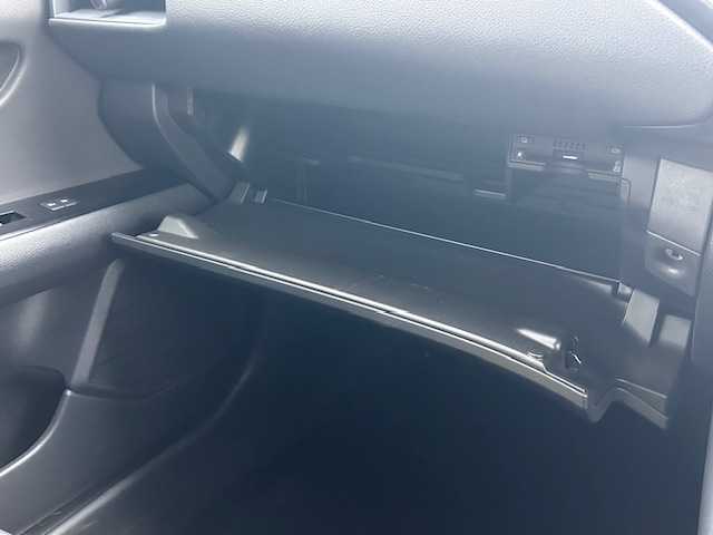 レクサス ＵＸ 250h バージョンL 大阪府 2019(平31)年 3.7万km ソニッククォーツ 純正10.3インチメモリーナビ/フルセグ/バックカメラ/ハンズフリーパワーバックドア/レクサスセーフティ/ブラインドスポットモニター/レーダークルーズコントロール/レーンキープアシスト/プリクラッシュセーフティ/ハイビームアシスト/黒本革シート/シートヒーター/ベンチレーション/パワーシート/3眼LEDオートヘッドライト/スマートキー/ETC2.0