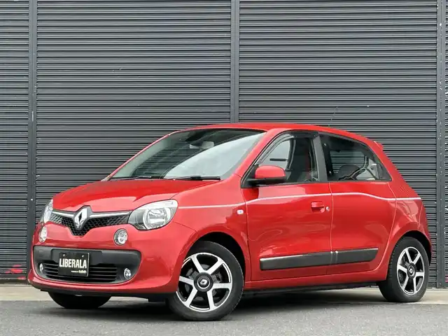 ルノー トゥインゴ インテンス 茨城県 2017(平29)年 1.9万km 赤 純正オ-ディオ /クル-ズコントロ-ル /ETC /USB /LEDフォグランプ /オートライト /バックソナー /純正15インチアルミホイール /シートリフター /オートエアコン /フロアマット /禁煙車