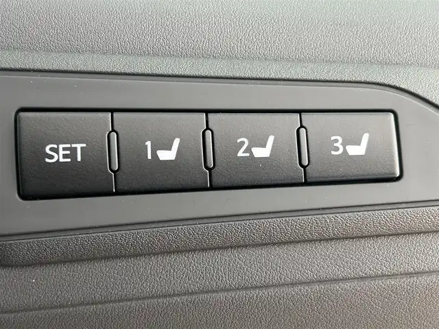 トヨタ アルファードハイブリット SR Cパッケージ 千葉県 2021(令3)年 1.8万km スパークリングブラックパールクリスタルシャイン ツインムーンルーフ/リアエンターテイメントシステム/トヨタセーフティセンス/・プリクラッシュセーフティ/・レーントレーシングアシスト/・クリアランスソナー/・ブラインドスポットモニター/・ロードサインアシスト/純正ディスプレイオーディオ/・JBLサウンド/・USB/・Bluetooth/・フルセグTV/・Miracast/バックカメラ/両側パワースライドドア/レーダークルーズコントロール/LEDオートライト/レザーシート/メモリ付きパワーシート/シートエアコン/純正17インチアルミホイール/革巻きステアリング/サイドバイザー/ステアリングスイッチ/プッシュスタート/スマートキー/ビルトインETC2.0