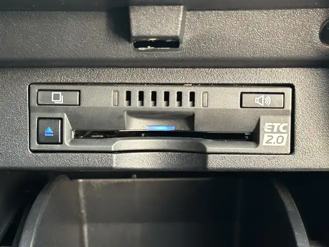 トヨタ アルファードハイブリット SR Cパッケージ 千葉県 2021(令3)年 1.8万km スパークリングブラックパールクリスタルシャイン ツインムーンルーフ/リアエンターテイメントシステム/トヨタセーフティセンス/・プリクラッシュセーフティ/・レーントレーシングアシスト/・クリアランスソナー/・ブラインドスポットモニター/・ロードサインアシスト/純正ディスプレイオーディオ/・JBLサウンド/・USB/・Bluetooth/・フルセグTV/・Miracast/バックカメラ/両側パワースライドドア/レーダークルーズコントロール/LEDオートライト/レザーシート/メモリ付きパワーシート/シートエアコン/純正17インチアルミホイール/革巻きステアリング/サイドバイザー/ステアリングスイッチ/プッシュスタート/スマートキー/ビルトインETC2.0