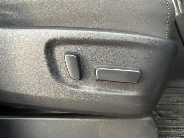 トヨタ アルファードハイブリット SR Cパッケージ 千葉県 2021(令3)年 1.8万km スパークリングブラックパールクリスタルシャイン ツインムーンルーフ/リアエンターテイメントシステム/トヨタセーフティセンス/・プリクラッシュセーフティ/・レーントレーシングアシスト/・クリアランスソナー/・ブラインドスポットモニター/・ロードサインアシスト/純正ディスプレイオーディオ/・JBLサウンド/・USB/・Bluetooth/・フルセグTV/・Miracast/バックカメラ/両側パワースライドドア/レーダークルーズコントロール/LEDオートライト/レザーシート/メモリ付きパワーシート/シートエアコン/純正17インチアルミホイール/革巻きステアリング/サイドバイザー/ステアリングスイッチ/プッシュスタート/スマートキー/ビルトインETC2.0