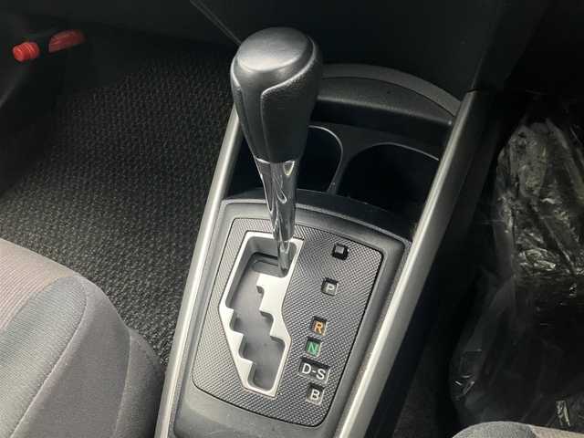 トヨタ カローラ フィールダー 1．5X 道南・函館 2015(平27)年 13.9万km ブラックマイカ /純正SDナビ//フルセグTV//社外エンジンスターター//バックカメラ//寒冷地仕様//ワイパーデアイサー//横滑り防止//HIDヘッドライト//フォグランプ//ETC//取扱説明書//保証書