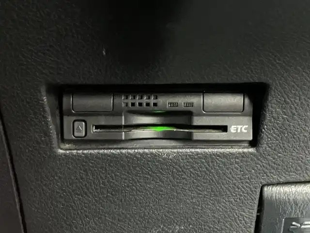 トヨタ カローラ フィールダー 1．5X 道南・函館 2015(平27)年 13.9万km ブラックマイカ /純正SDナビ//フルセグTV//社外エンジンスターター//バックカメラ//寒冷地仕様//ワイパーデアイサー//横滑り防止//HIDヘッドライト//フォグランプ//ETC//取扱説明書//保証書