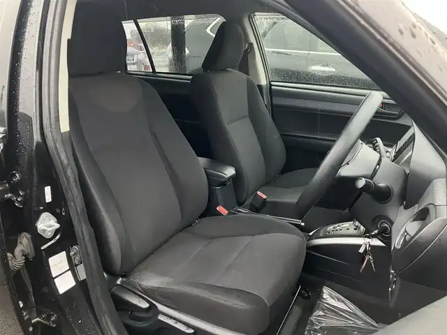 トヨタ カローラ フィールダー 1．5X 道南・函館 2015(平27)年 13.9万km ブラックマイカ /純正SDナビ//フルセグTV//社外エンジンスターター//バックカメラ//寒冷地仕様//ワイパーデアイサー//横滑り防止//HIDヘッドライト//フォグランプ//ETC//取扱説明書//保証書