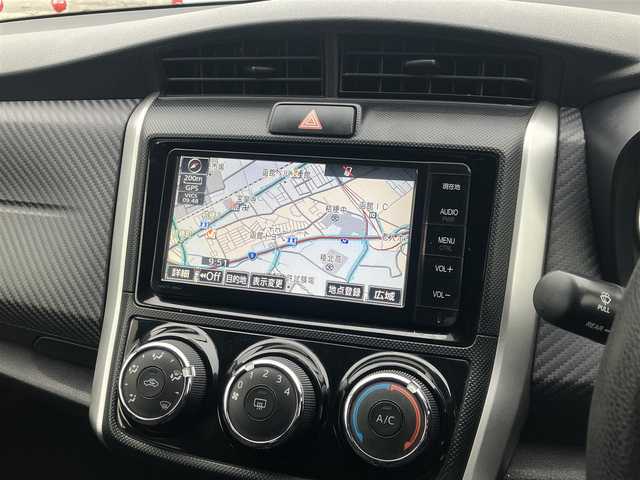 トヨタ カローラ フィールダー 1．5X 道南・函館 2015(平27)年 13.9万km ブラックマイカ /純正SDナビ//フルセグTV//社外エンジンスターター//バックカメラ//寒冷地仕様//ワイパーデアイサー//横滑り防止//HIDヘッドライト//フォグランプ//ETC//取扱説明書//保証書