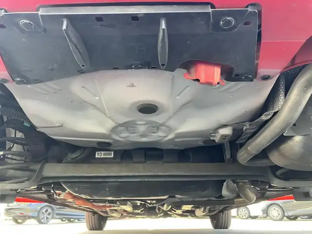 トヨタ アクア S 静岡県 2012(平24)年 7.1万km スーパーレッドⅤ エンジンスタートボタン/パワーステアリング/パワーウィンドウ/取扱説明書/アイドリングストップ/スマートキー/スペアキー1本/オートエアコン/純正ＥＴＣ/純正ナビ（CD/DVD/BT/フルセグ）/ドライブレコーダー前後/純正フロアマット/布シート/ABS/横滑り防止装置/オートライト/ハロゲン/Wエアバッグ