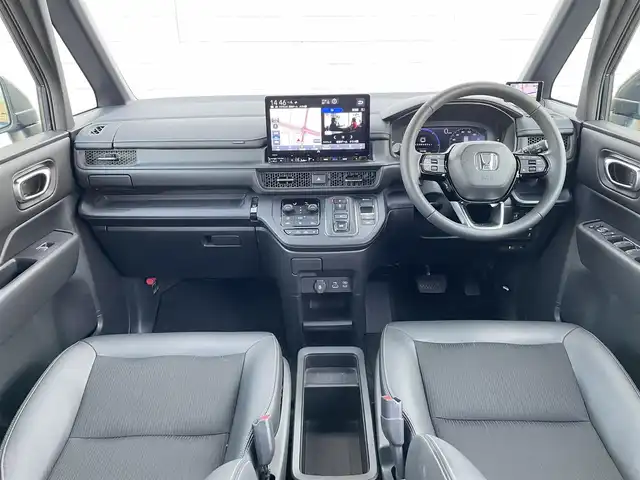 ホンダ ステップワゴン スパーダ eHEV 群馬県 2023(令5)年 2.9万km ミッドナイトブルービームM ホンダセンシング/・衝突軽減ブレーキ/・誤発進抑制機能/・後方誤発進抑制機能/・近距離衝突軽減ブレーキ/・歩行者事故低減ステアリング/・路外逸脱抑制機能/・渋滞追従機能付アダプティブクルーズコントロール/・車線維持支援システム/・トラフィックジャムアシスト/・先行車発進お知らせ機能/・標識認識機能/・オートハイビーム/・ブラインドスポットインフォメーション/フルセグTV/社外フリップダウンミニター/バックカメラ/ハーフレザー/シートヒーター（D席/N席）/レーダークルコン/パドルシフト/両側パワースライド/前後ドラレコ/社外GPSレーダー/パワーバックドア/LEDヘッドライト/純正AW/純正フロアマット