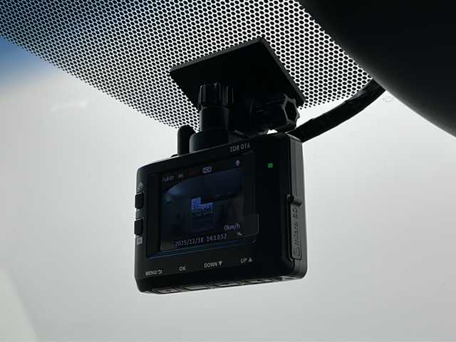 トヨタ ヴェルファイア X 宮城県 2021(令3)年 4.1万km ブラック 禁煙車/純正フリップダウンモニター/DVDキット/トヨタセーフティセンス/・プリクラッシュセーフティ/・レーントレーシングアシスト/・レーダークルーズコントロール/・パーキングサポートブレーキ/純正ディスプレイオーディオ/・BT/DVD/CD/USB/Miracast/フルセグTV/バックカメラ/ビルトインETC2.0/前後ドライブレコーダー/ウッドコンビステアリング/ステアリングスイッチ/プッシュスタート/スマートキー/電動パーキングブレーキ/革調シートカバー/純正16インチアルミ/純正ドアバイザー/社外フロアマット/LEDヘッドライト/LEDフォグランプ/アイドリングストップ