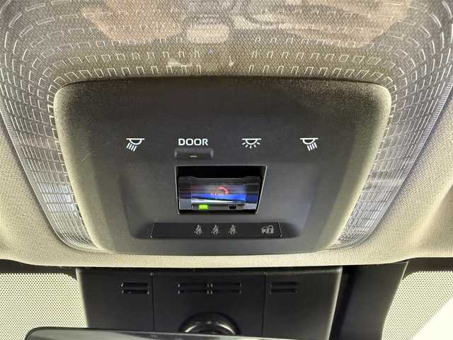 トヨタ プリウス Z 埼玉県 2023(令5)年 1.2万km 黄 純正ディスプレイオーディオ/（Bluetooth/HDMI/USB/フルセグTV/スマホ連携）/純正メモリナビ/バック/サイドカメラ/パノラマルーフ/アダクティブクルーズコントロール/レーンディパーチャーアラート/レーンキープアシスト/プリクラッシュセーフティー/ブラインドスポットモニター/パーキングアシスト/コーナーセンサー（前後）/デジタルインナーミラー/レザーシート/シートヒーター（D/N席）/ベンチレーション（D/N席）/D席パワーシート/ステアリングヒーター/パワーバックドア/LEDヘッドライト/オートライト/オートマチックハイビーム/ヘッドライトレベライザー/ビルトインETC2.0/モデリスタスポイラー（フロント/サイド/リア）/TVキット/ワイヤレス充電/純正19インチアルミホイール/純正フロアマット/スマートキー/スペアキー1本/OPスペアタイヤ
