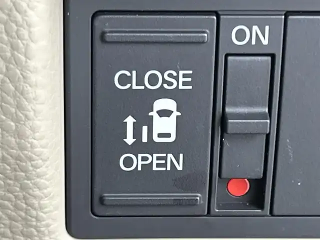 ホンダ Ｎ ＢＯＸ G L ホンダセンシング 福岡県 2018(平30)年 3.7万km クリスタルブラックパール 純正９型ナビ（フルセグＴＶ）　/バックカメラ　/ビルトインＥＴＣ　/アダプティブクルーズコントロール　/コーナーセンサー　/ホンダセンシング　/衝突被害軽減　/レーンキープ　/片側電動スライドドア　/ＥＣＯＮ　/ＬＥＤ