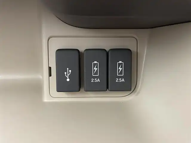 ホンダ Ｎ ＢＯＸ G L ホンダセンシング 鹿児島県 2018(平30)年 3.7万km クリスタルブラックパール 純正ナビ（フルセグＴＶ）　/バックカメラ　/ビルトインＥＴＣ　/アダプティブクルーズコントロール　/コーナーセンサー　/ホンダセンシング　/衝突被害軽減　/レーンキープ　/片側電動スライドドア　/ＥＣＯＮ　/ＬＥＤ