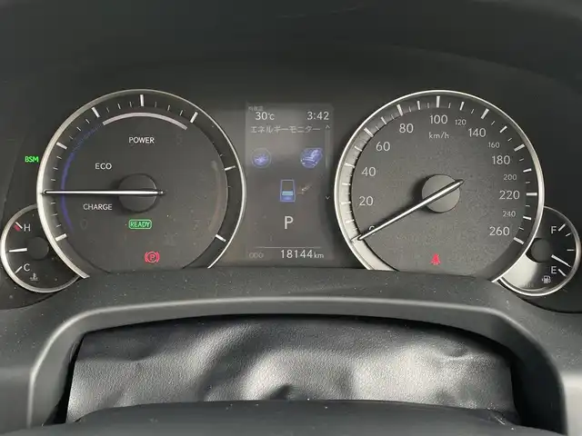 レクサス ＲＸ 450hL 東京都 2020(令2)年 1.8万km ソニッククォーツ 衝突被害軽減ブレーキ/レーンキープアシスト/サンルーフ/純正メモリナビ/バックカメラ/レーダークルーズコントロール/LEDヘッドライト/オートマチックハイビーム/シートヒーター/エアシート/パワーシート/ハンドルヒーター/コーナーセンサー/ドライブレコーダー/スマートキー/ETC2.0