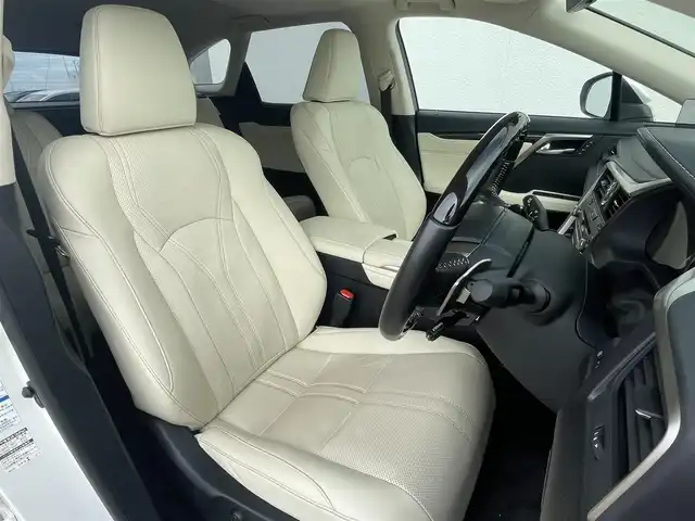 レクサス ＲＸ 450hL 東京都 2020(令2)年 1.8万km ソニッククォーツ 衝突被害軽減ブレーキ/レーンキープアシスト/サンルーフ/純正メモリナビ/バックカメラ/レーダークルーズコントロール/LEDヘッドライト/オートマチックハイビーム/シートヒーター/エアシート/パワーシート/ハンドルヒーター/コーナーセンサー/ドライブレコーダー/スマートキー/ETC2.0