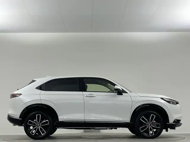 ホンダ ヴェゼル ハイブリッド e:HEV Z 埼玉県 2025(令7)年 0.1万km未満 プラチナホワイトパール 登録済未使用車　純正9インチナビ　フルセグ　バックカメラ　ETC2.0　レーダークルーズ　ホンダセンシング　シートヒーター　ステアリングヒーター　BSM　LEDオートライト　パドルシフト　クリアランスソナー　スペアキー　