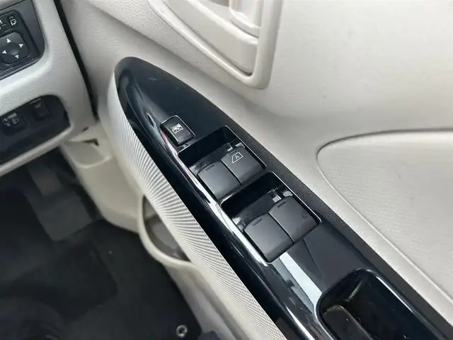 三菱 ｅＫワゴン 栃木県 2018(平30)年 6.7万km アメジストブラック 衝突被害軽減ブレーキ/純正メモリナビ/フルセグTV/DVD/Bluetooth/バックカメラ/ETC/ステアリングリモコン/キーレス/シートヒーター/AAC/アイドリングストップ/純正フロアマット/横滑り防止装置