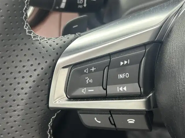 マツダ ロードスター ＲＦ VS 埼玉県 2018(平30)年 3.2万km クリスタルホワイトパールマイカ 純正ナビ　フルセグ　ＢＴ　ＥＴＣ　バックカメラ　本革シート　シートヒーター　ＡＤＶＡＮ１７インチＡＷ　ＯＤＵＬＡマフラー　ＶＡＬＡＮＴＩテールレンズ　ＡＵＴＯＥＸＥステアリング　リアディフューザー