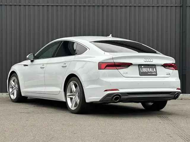 アウディ Ａ５ SB2．0TFSI Q スポーツ 福島県 2017(平29)年 3.5万km グレイシアホワイトメタリック Sラインパッケージ/ACC/レーンキープ/ブラインドスポット /マトリクスLEDヘッドライト/バーチャルコックピット/黒ハーフレザーシート/パワーシート/シートヒーター/純正ナビ/AppleCarPlay/360°カメラ/フルセグTV/電動リアゲート/オートホールド /コーナーセンサー /レインセンサー /ドライブセレクト /パドルシフト/純正18インチAW/取扱説明書/保証書/スペアキー