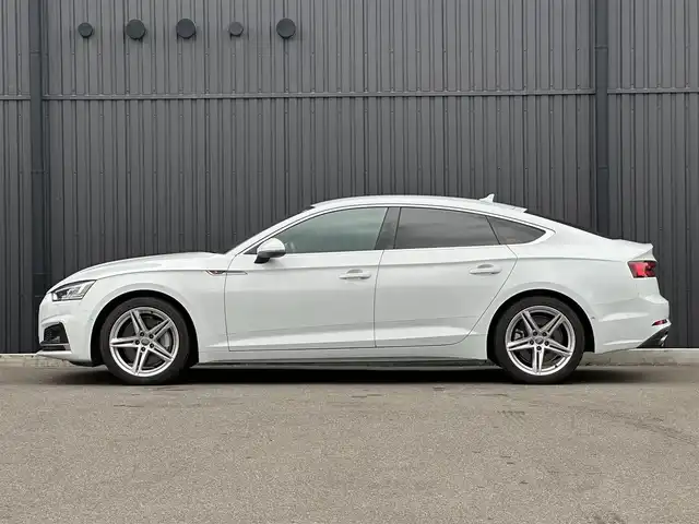 アウディ Ａ５ SB2．0TFSI Q スポーツ 福島県 2017(平29)年 3.5万km グレイシアホワイトメタリック Sラインパッケージ/ACC/レーンキープ/ブラインドスポット /マトリクスLEDヘッドライト/バーチャルコックピット/黒ハーフレザーシート/パワーシート/シートヒーター/純正ナビ/AppleCarPlay/360°カメラ/フルセグTV/電動リアゲート/オートホールド /コーナーセンサー /レインセンサー /ドライブセレクト /パドルシフト/純正18インチAW/取扱説明書/保証書/スペアキー