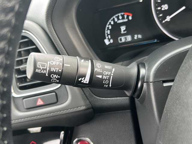 ホンダ ヴェゼル X ホンダセンシング 石川県 2016(平28)年 2.5万km ホワイトオーキッドパール 純正ディスプレイオーディオWX-171CP/【ＣＤ・Bluetooth・ワンセグＴＶ・HDMI】/バックカメラ/ビルトインETC/前方ドライブレコーダー/レーダークルーズコントロール/ホンダセンシング/スマートキー/プッシュスタート/モデューロ１６インチAW冬タイヤ/純正１６AW夏タイヤ積込み/LEDヘッドライト