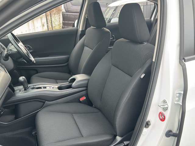 ホンダ ヴェゼル X ホンダセンシング 石川県 2016(平28)年 2.5万km ホワイトオーキッドパール 純正ディスプレイオーディオWX-171CP/【ＣＤ・Bluetooth・ワンセグＴＶ・HDMI】/バックカメラ/ビルトインETC/前方ドライブレコーダー/レーダークルーズコントロール/ホンダセンシング/スマートキー/プッシュスタート/モデューロ１６インチAW冬タイヤ/純正１６AW夏タイヤ積込み/LEDヘッドライト