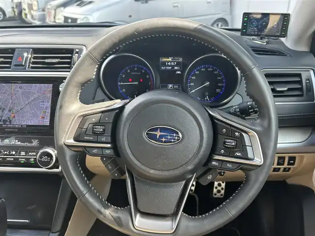 スバル レガシィ Ｂ４ リミテッド 神奈川県 2017(平29)年 4.8万km ダークブルーパール ワンオーナー/純正メモリーナビ/　○フルセグTV/　○VD/CD/AM/FM/USB/BT/フロント＆サイド＆バックカメラ/アイサイト/レーダークルーズコントロール/レーンキープアシスト/先行車発進お知らせ/ブランドスポットミラー/横滑り防止装置/パドルシフト/革巻きステアリング/前席＋後席左右シートヒーター/ステアリングヒーター/コーナーセンサー/アイドリングストップ/純正前方ドライブレコーダー/フロントリップスポイラー/スマートキー　2本/プッシュスタート/ETC/純正フロアマット＆純正ドアバイザー/保証書/取扱説明書＆ナビ取説/H30/R1/R2/R3/R4/R5/R6年記録簿