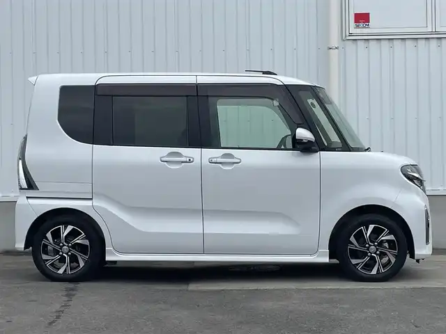 ダイハツ タント カスタム X セレクション 愛媛県 2020(令2)年 2.8万km シャイニングホワイトパール 両側パワースライドドア/純正メモリーナビ(Bluetooth/CD/DVD)/フルセグテレビ/アイドリングストップ/レーンキープアシスト/前後コーナーセンサー/ドライブレコーダー/LEDヘッドライト/オートライト/フロアマット/シートヒーター/純正ドアバイザー/純正アルミホイール/横滑り防止装置/衝突軽減システム/カーテンエアバッグ/スマートキー/プッシュスタート/ABS